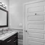 Metro Studio Chic Stay