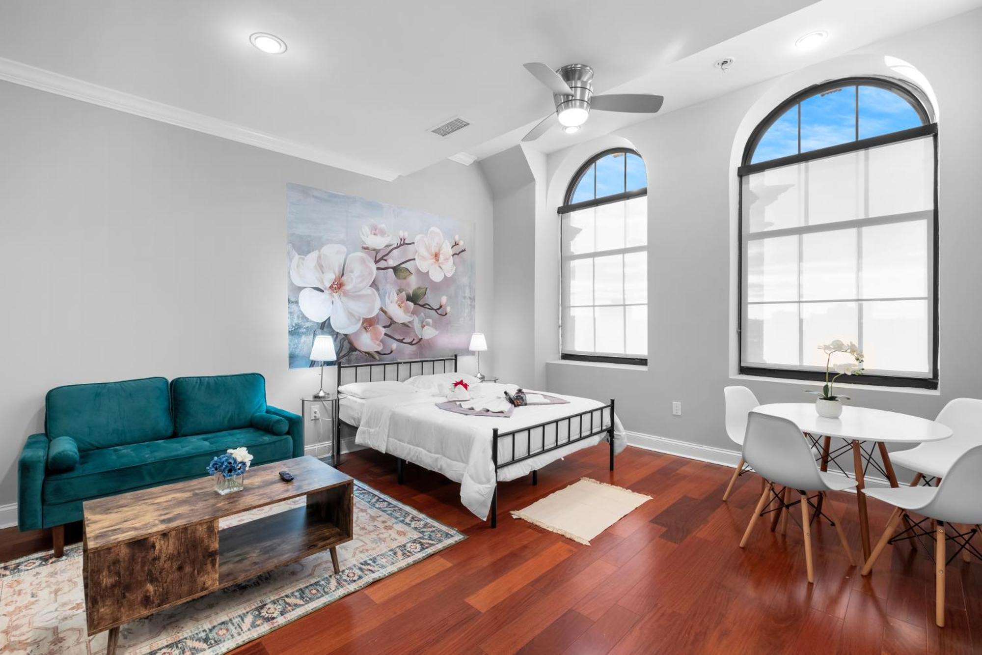 Apartment Metro Chic Philadelphia